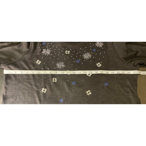 CJ Banks Black Round Neck 3/4 Sleeve Snowflake Sweater - Picture 7 of 10